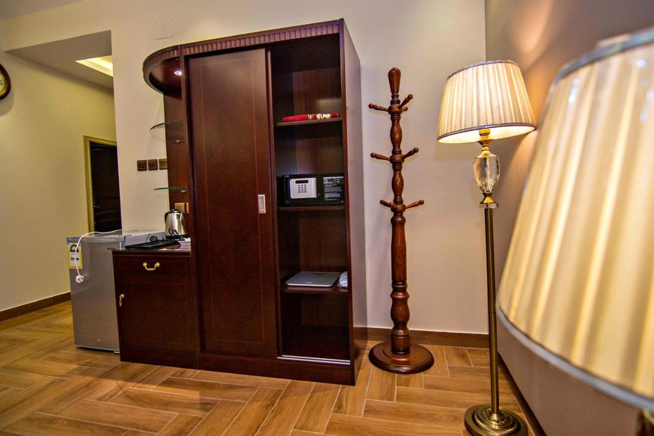 Dreams Houses Furnished Suites ตะบูก ภายนอก รูปภาพ