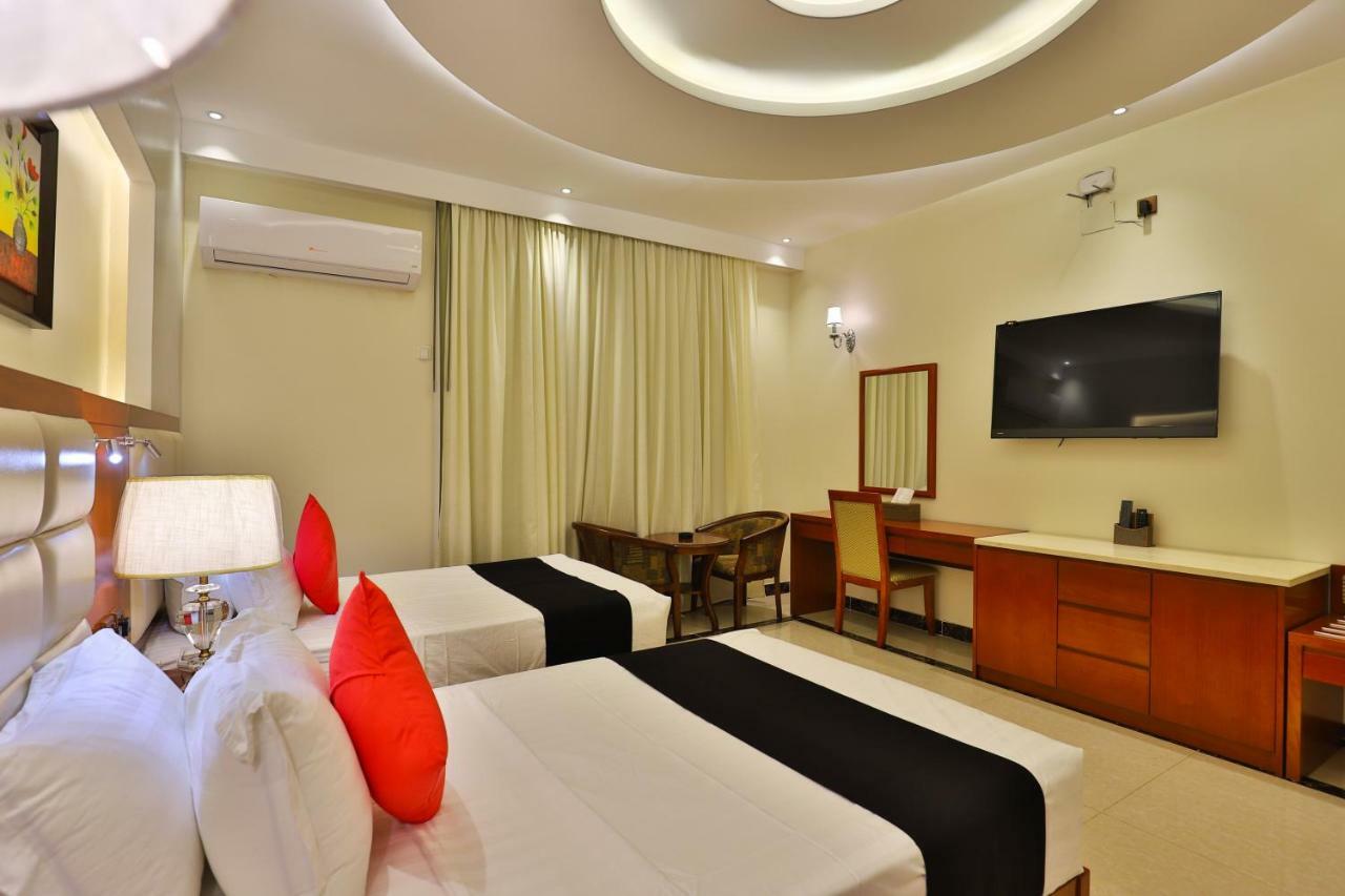 Dreams Houses Furnished Suites ตะบูก ภายนอก รูปภาพ