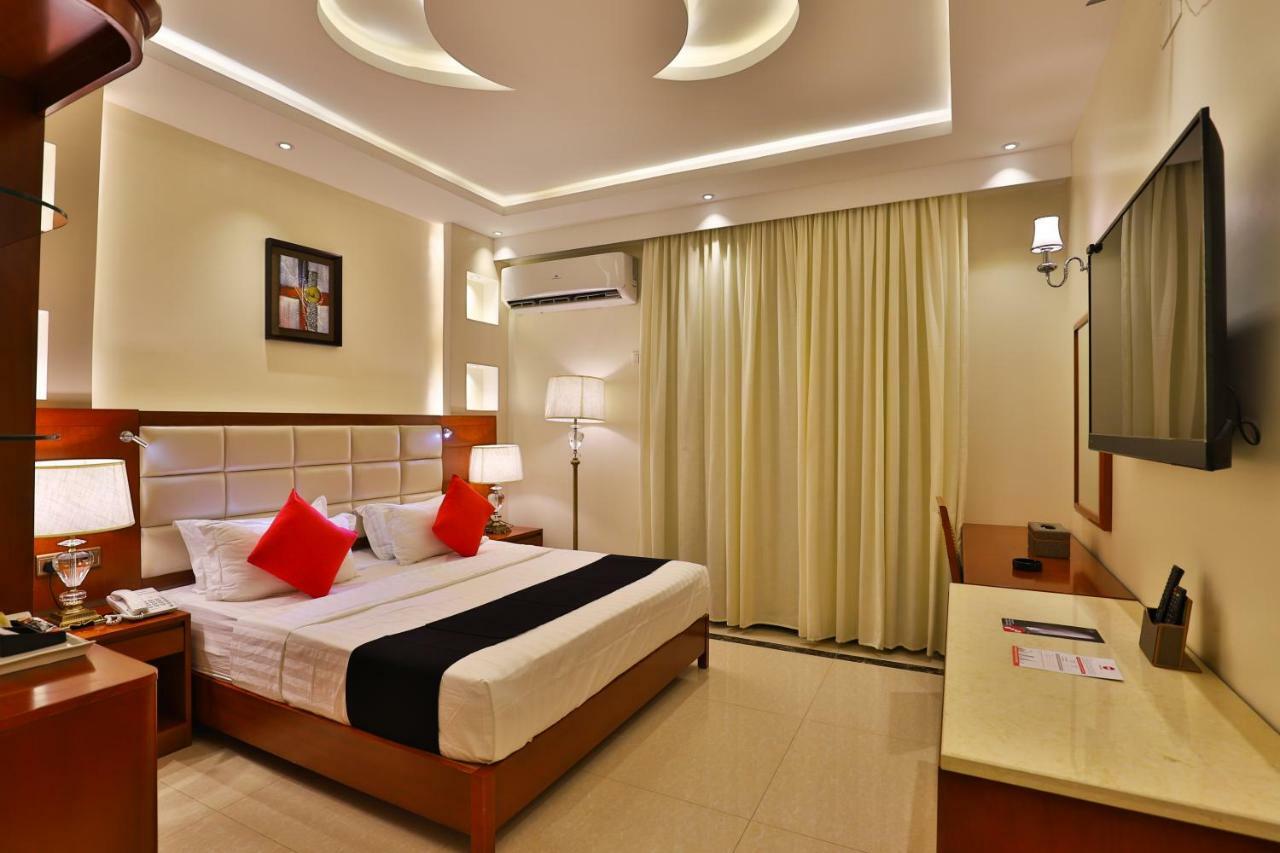 Dreams Houses Furnished Suites ตะบูก ภายนอก รูปภาพ