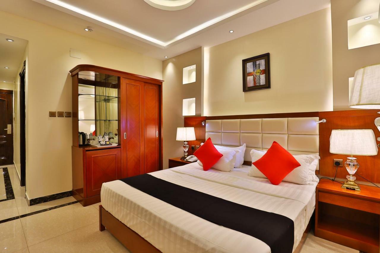 Dreams Houses Furnished Suites ตะบูก ภายนอก รูปภาพ